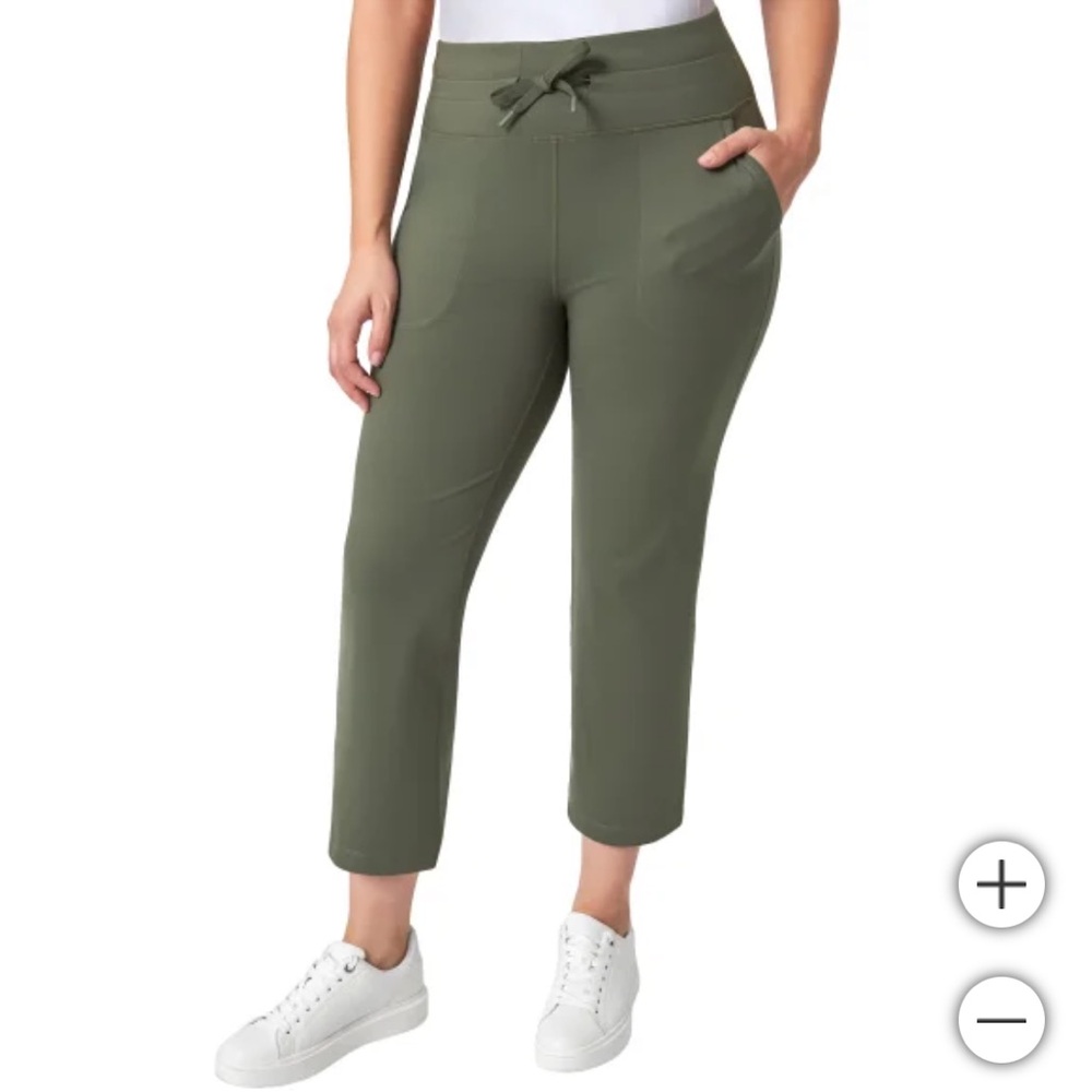 Mondetta Women's Drawstring Capri